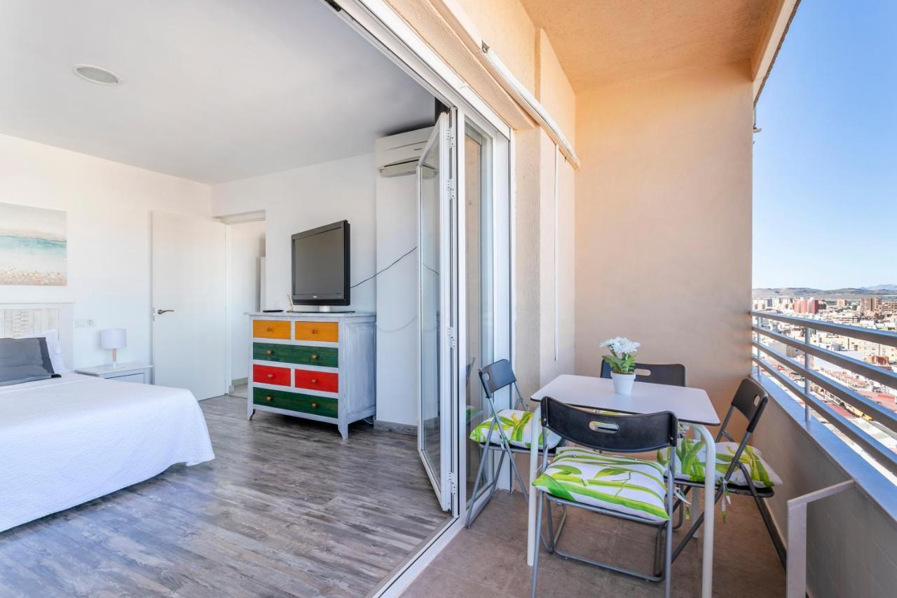 Beach Suite, City & Mountain View Alicante Exterior foto
